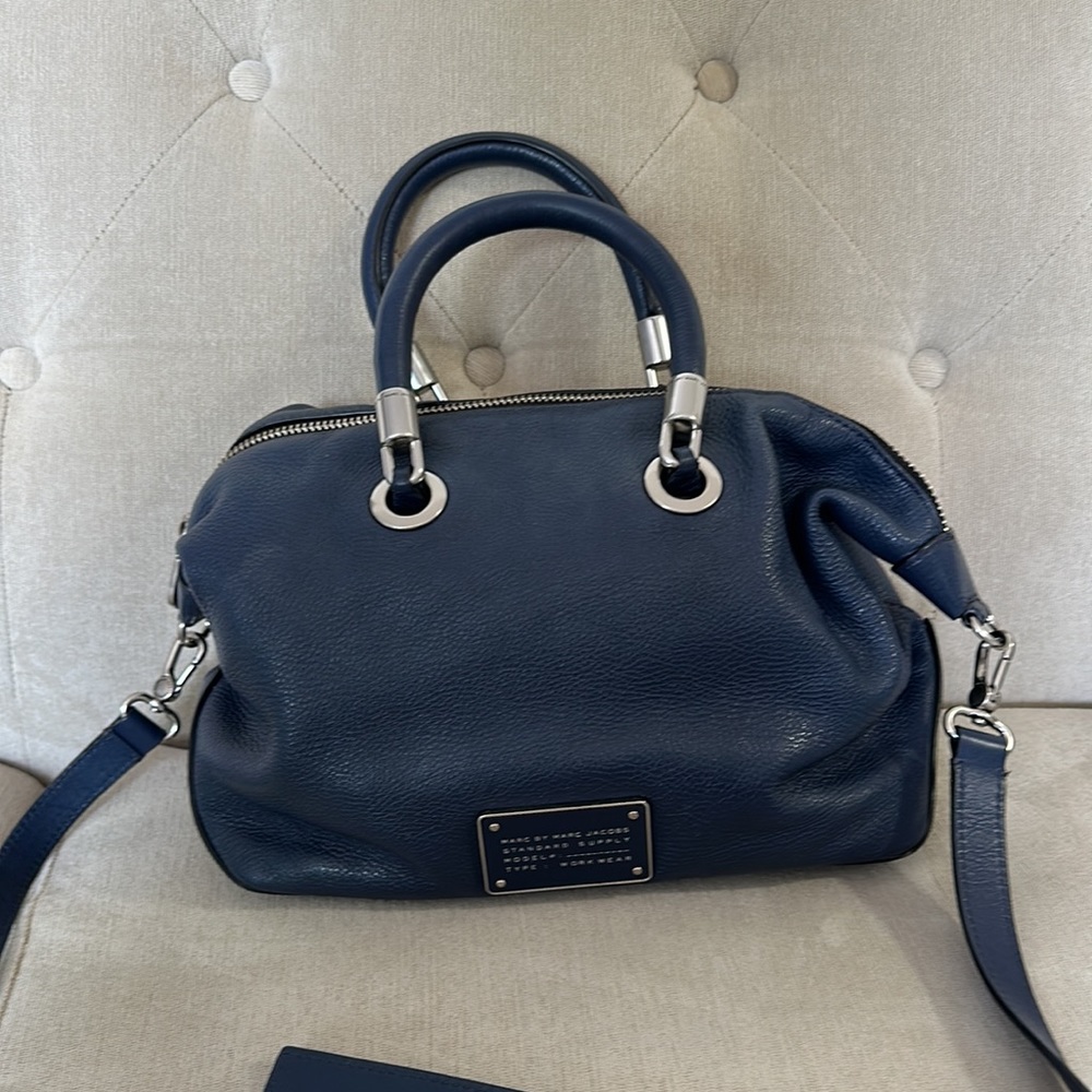 MARC JACOBS leather shoulder bag - Picture 7 of 9